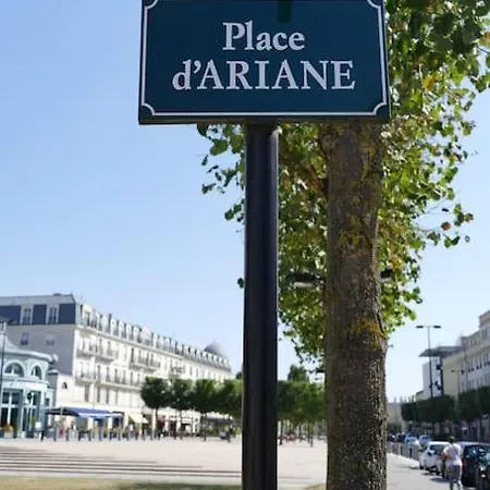 Disneyland Paris 70m² Face Parc, Place Ariane * Serris